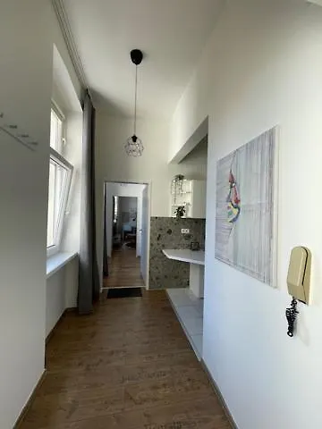 City&More! Schickes Apartment Mit Altbauflair! Vienna