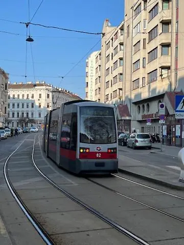 City&More! Schickes Apartment Beim Elterleinplatz! Vienna