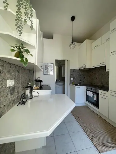 City&More! Schickes Apartment Mit Altbauflair! Viena