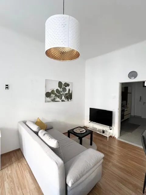 City&More! Schickes Apartment Beim Elterleinplatz! Vienna