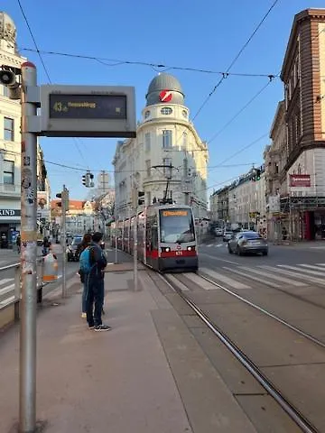 City&More! Schickes Apartment Beim Elterleinplatz! Vienna Austria